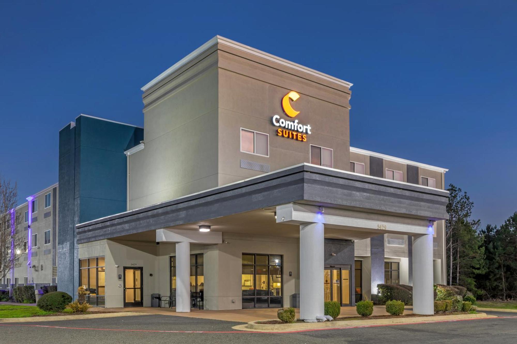 Comfort Suites נאקוגדוצ'ז מראה חיצוני תמונה