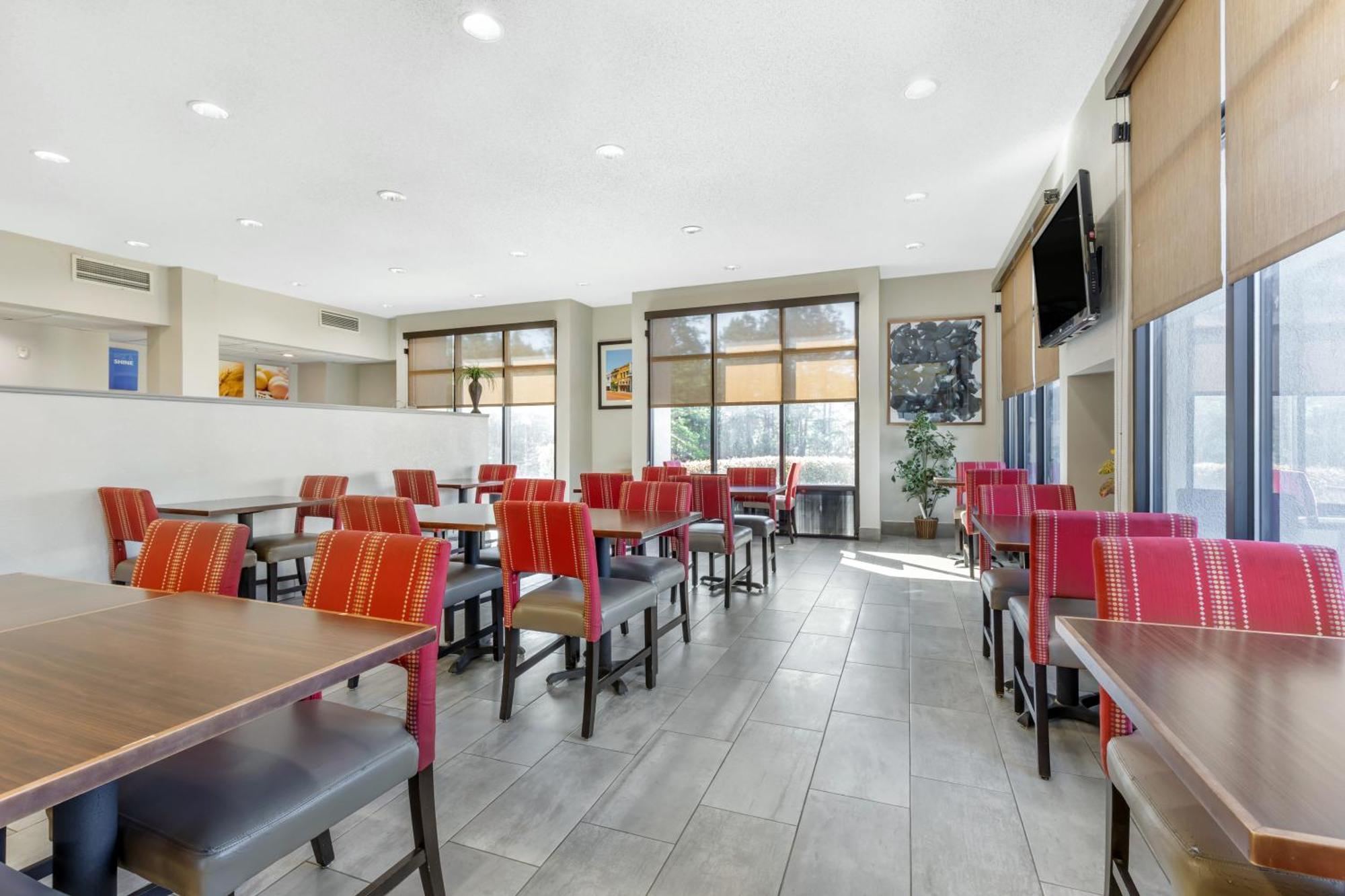 Comfort Suites נאקוגדוצ'ז מראה חיצוני תמונה