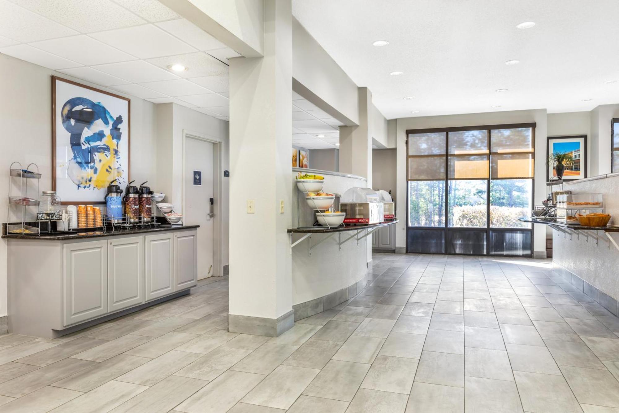 Comfort Suites נאקוגדוצ'ז מראה חיצוני תמונה