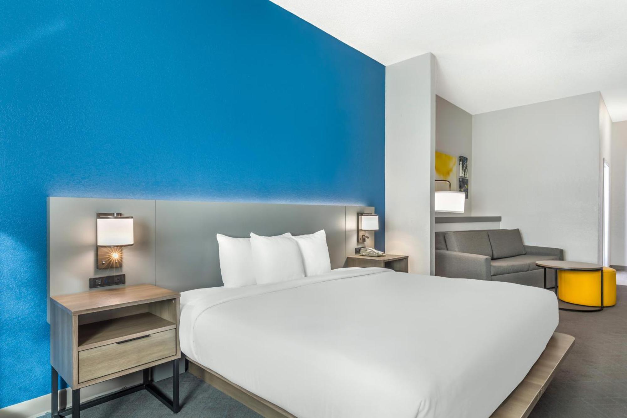 Comfort Suites נאקוגדוצ'ז מראה חיצוני תמונה