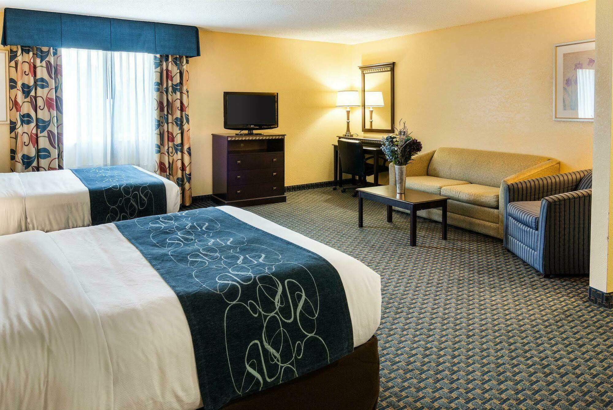 Comfort Suites נאקוגדוצ'ז מראה חיצוני תמונה